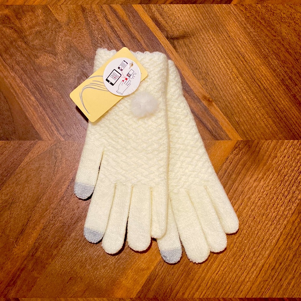 Women’s Gloves with touchscreen fingertip